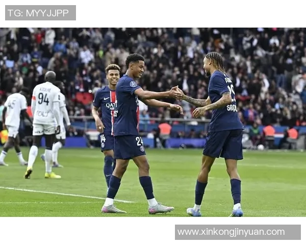 弗拉门戈中场阿劳霍：世俱杯决赛将是全新应战，巴黎圣日耳曼有必要慎重应对